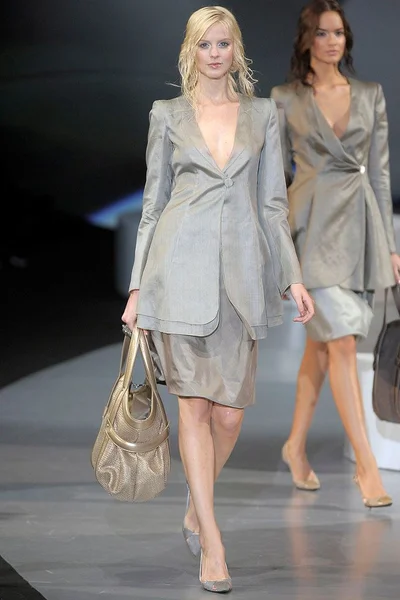 Look 14
